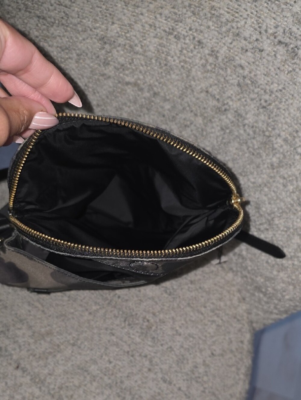 Marc Jacobs Green Camo Preppy Mini Messenger Crossbody Bag - Picture 8 of 14